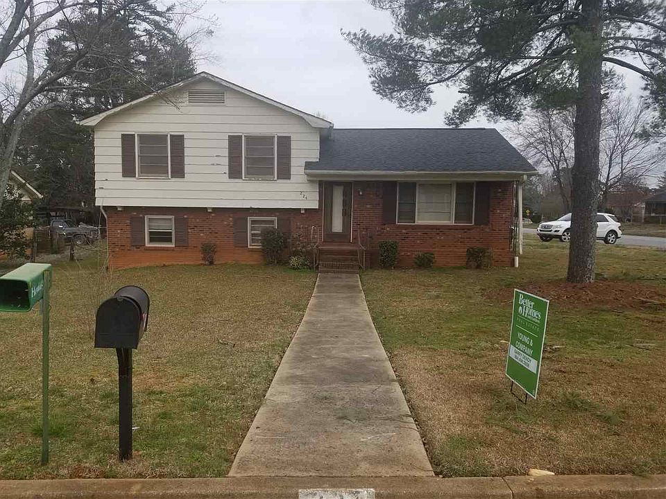 2nd image of 224 Quartermaster Rd