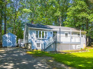 42 Maple St, Casco, ME 04015