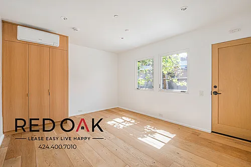 2403 Centinela Ave #B Photo 1