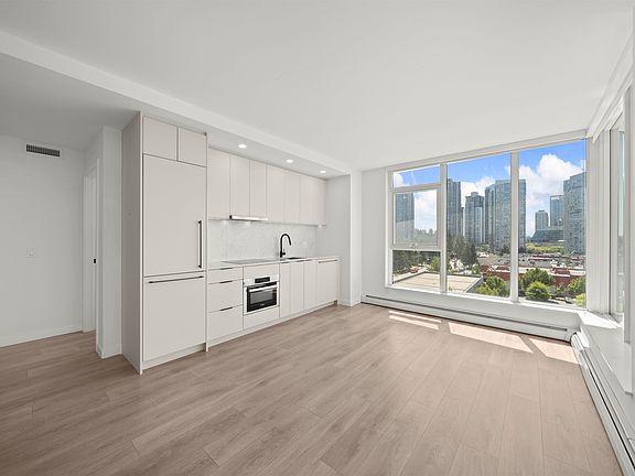 5th image of 13685 102nd Ave #608