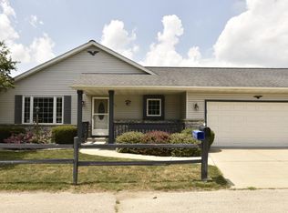105 Tennies Dr, Slinger, WI 53086