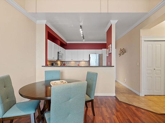 5th image of 5800 Andrews Rd #407