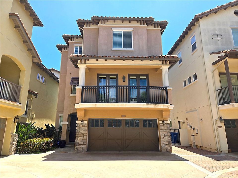 1st image of 12914 Agustin Pl