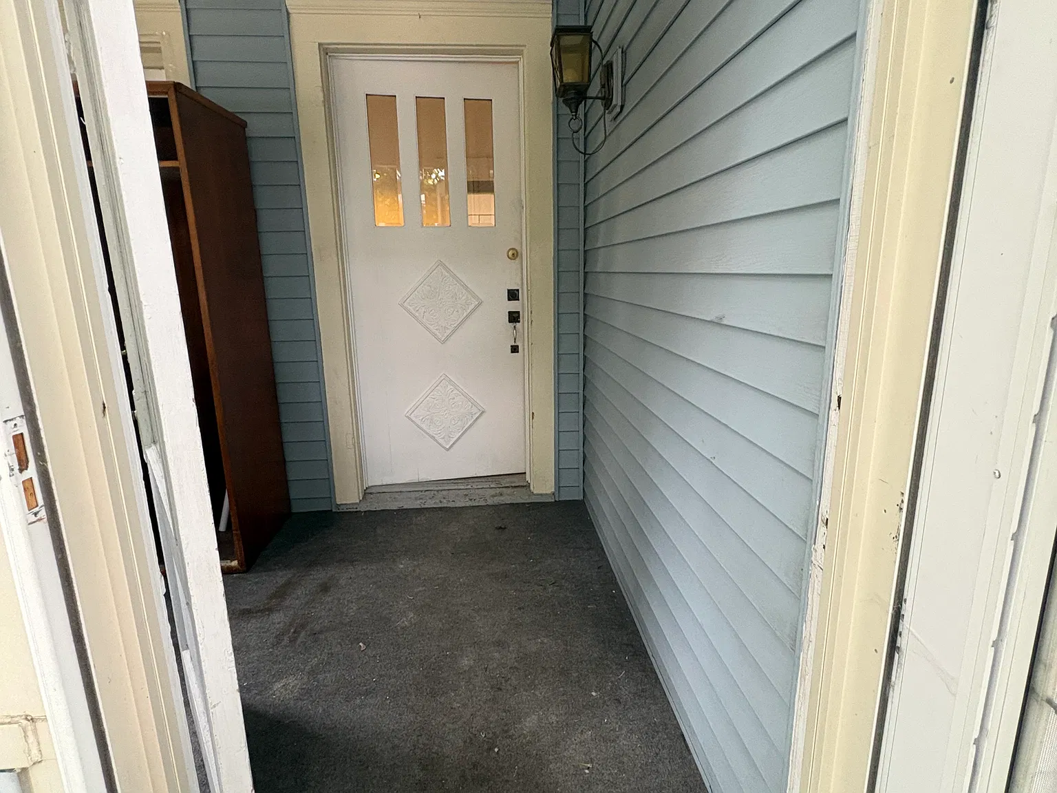 6 bed, 2115 sqft, $3,300 — Photo 2