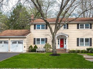 135 Leabrook Ln, Princeton, NJ