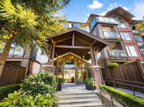 15388 101st Ave #307, Surrey, BC V3R 4H1
