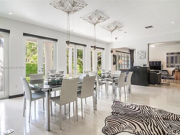 5th image of 3020 Brickell Ave #2030