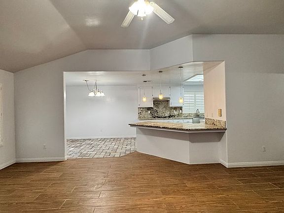 5th image of 10326 Cheyenne Dr