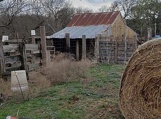 2810 Tokio Rd, West, TX 76691