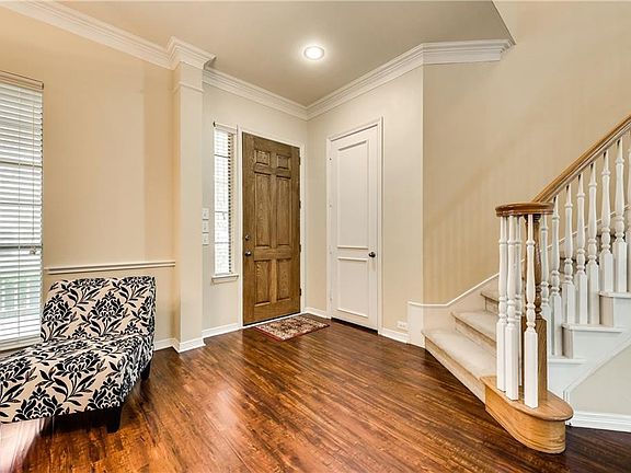 3rd image of 2816 Crystal Falls Dr