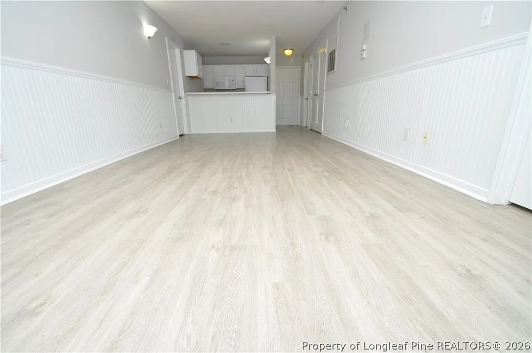 4 bed, 4.0 bath, $1,900 — Photo 4