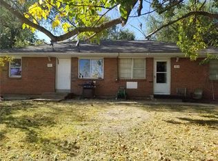 809-11 S Grant Ave, Olathe, KS 66061
