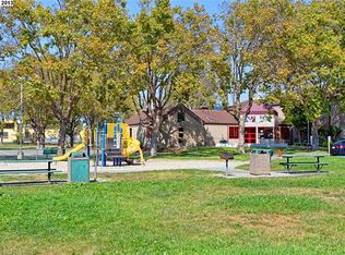 528 59th St, Oakland, CA 94609