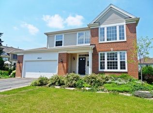 2801 Foxfield Dr, West Chicago, IL