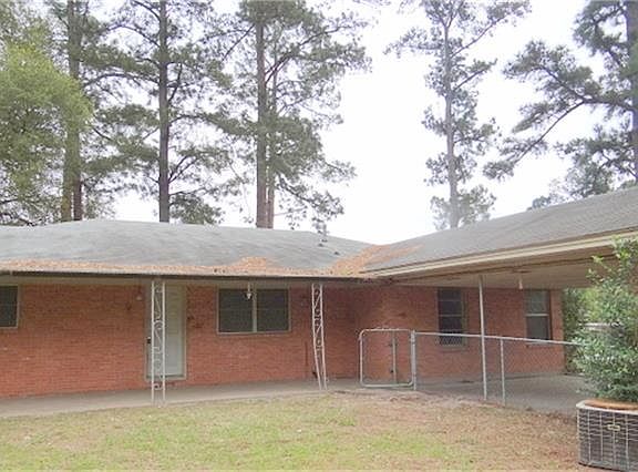 3rd image of 424 Arizona Ave
