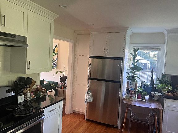 4th image of 357 High St #357