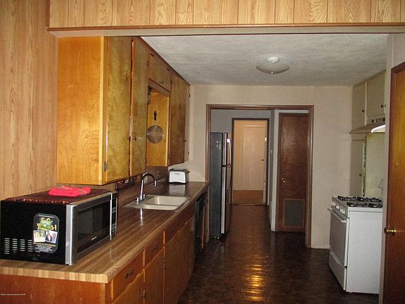 5th image of 826 N Woodland St