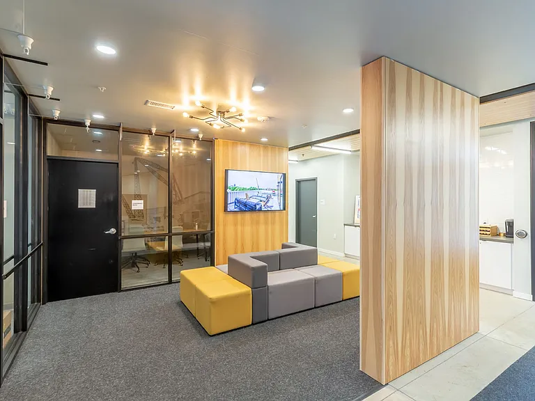 Rowat Lofts Apartments — Photo 31