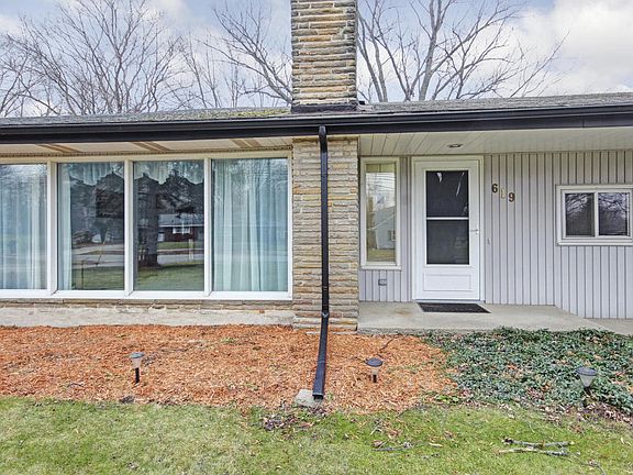 3rd image of 619 Apple Ave