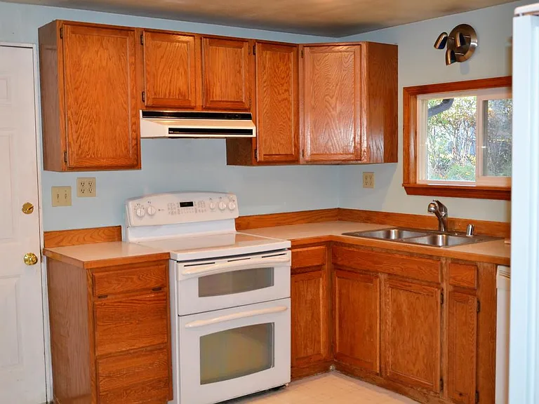 Kitchen with double oven
