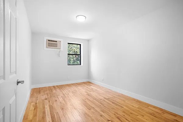 Rented by Compass | media 5