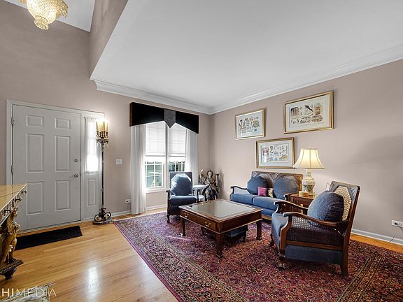 3rd image of 1911 Kingsbrook Ct #N