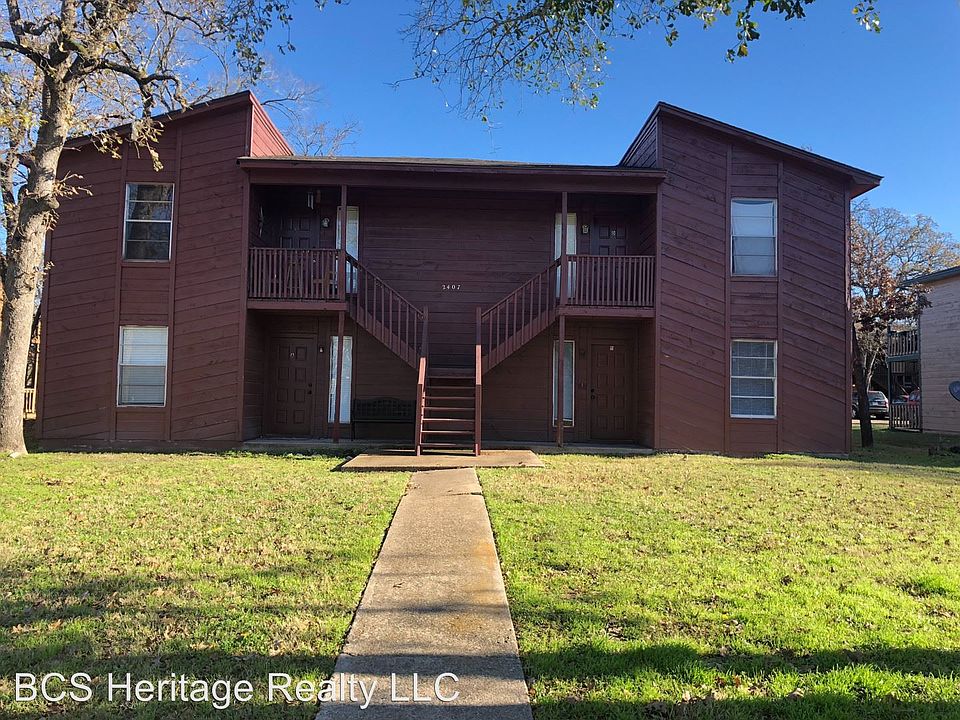 1st image of 2407 Bandera Dr APT A