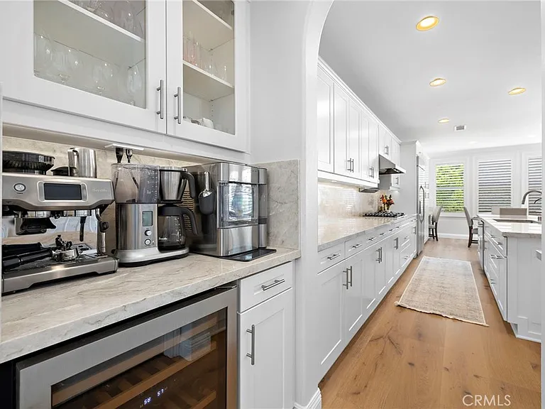 8 Victoria Ln — Photo 12