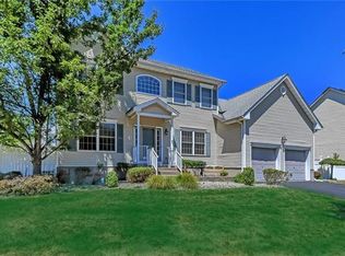 2408 Settlers Rdg, New Windsor, NY 12553