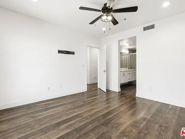 6021 W Beachwood Ln — Photo 11