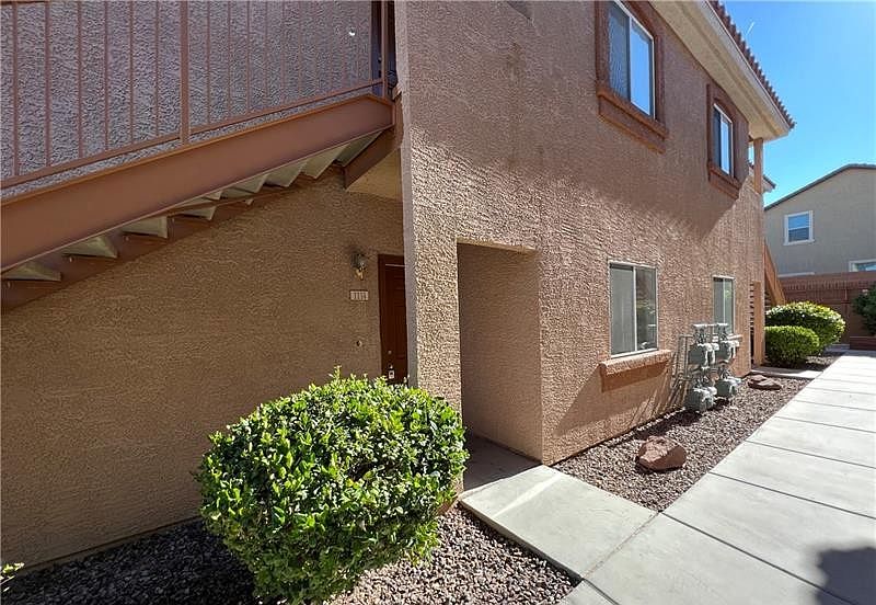 1st image of 1050 E Cactus Ave Unit 1114