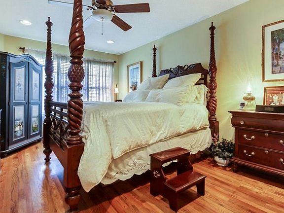 4th image of 90012 Eagle Cove Ct