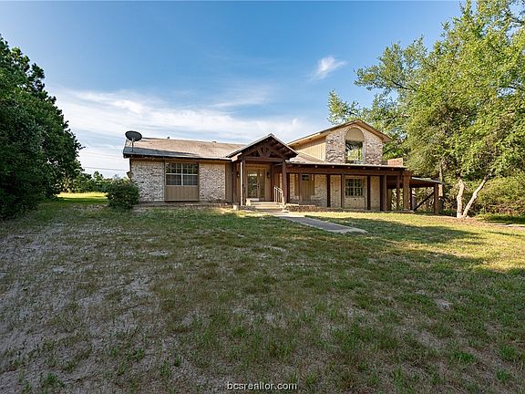 3rd image of 47 Kingston Ln