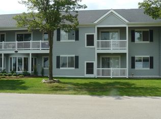 1127 S Lake Dr UNIT 102, Novi, MI 48377