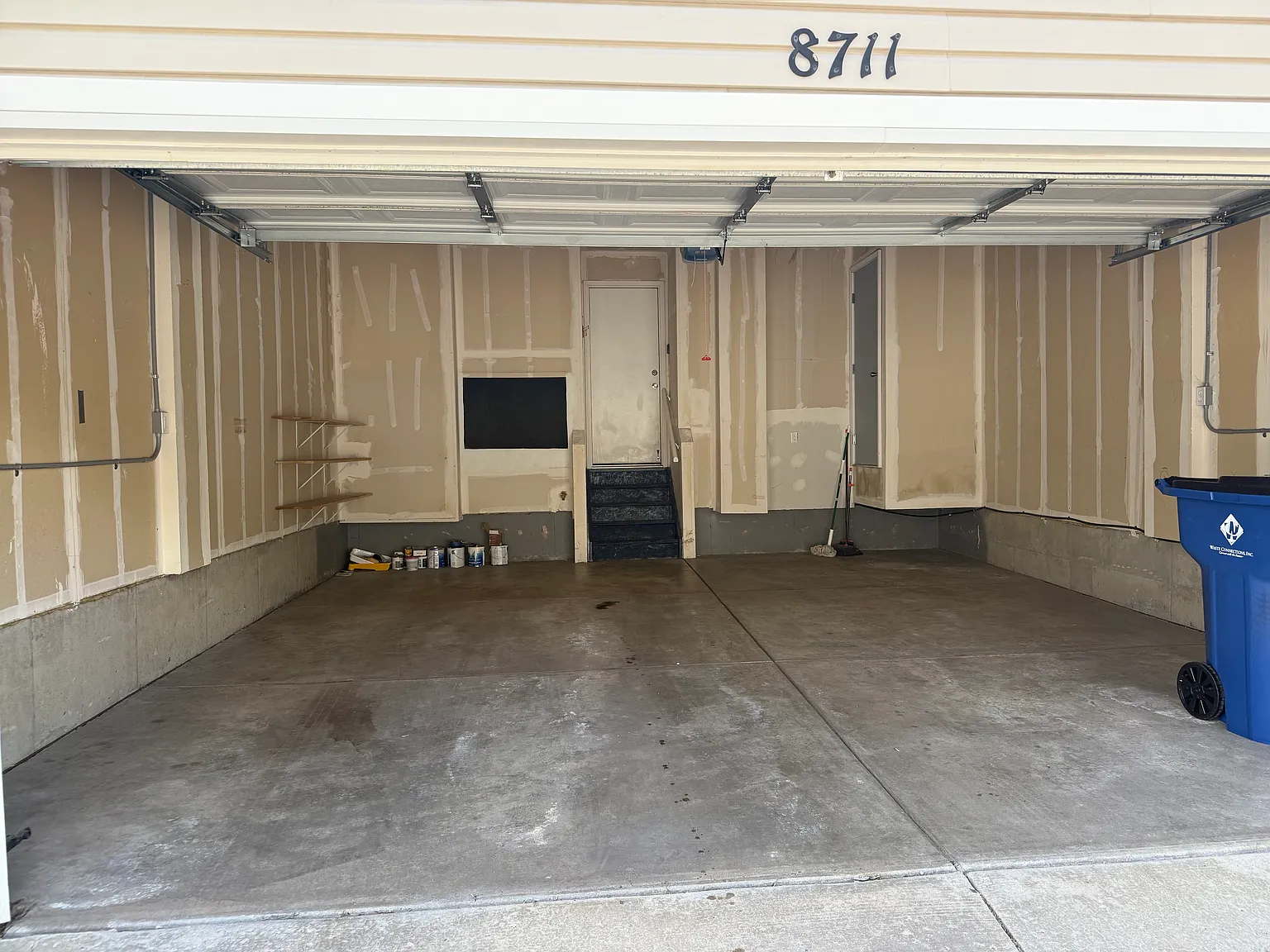 2 bed, 2.5 bath, 1396 sqft, $2,100 — Photo 2