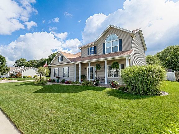 2nd image of 428 Shepherds Cove Dr