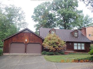 1853 Rolling Hills Rd, Charleston, WV 25314