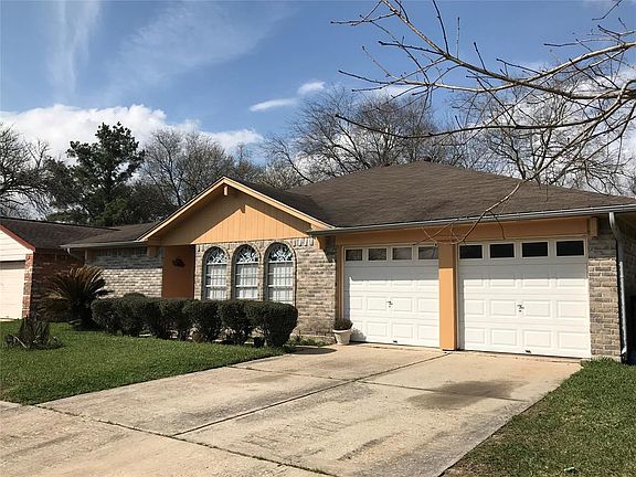 3rd image of 3446 Hartington Dr