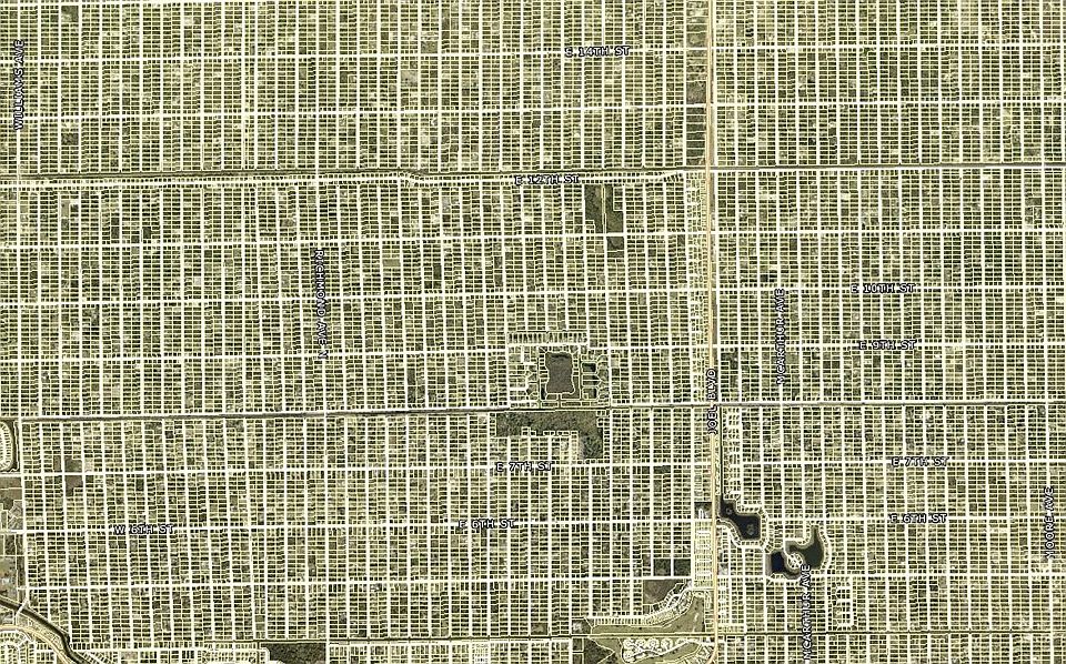 2nd image of 816 Abbott Ave