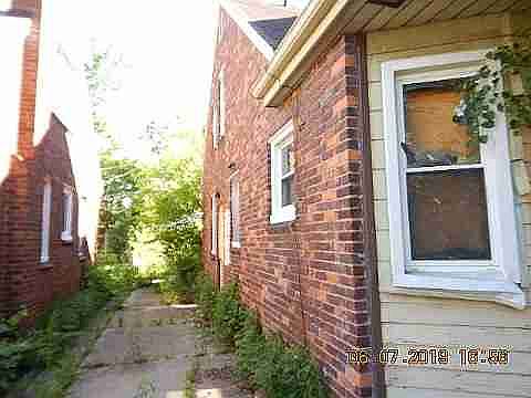 15846 Fordham