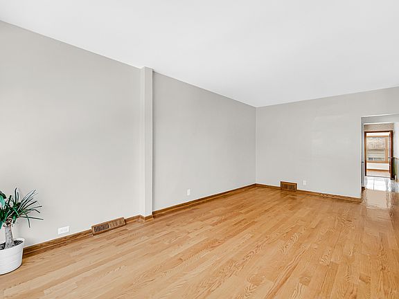 4th image of 4745 W Berenice Ave