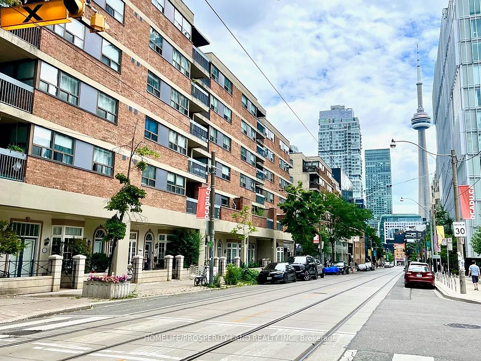 53 McCaul St #549