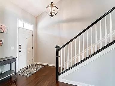 2nd image of 8062 Loomis Dr
