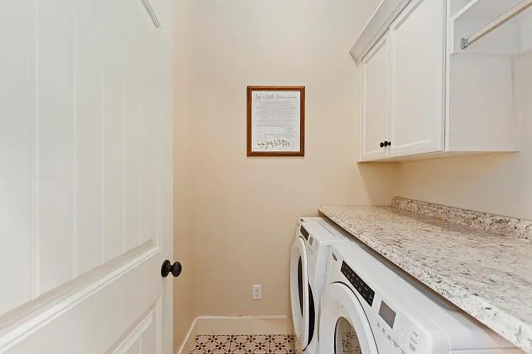 522 E Washakie St — Photo 14