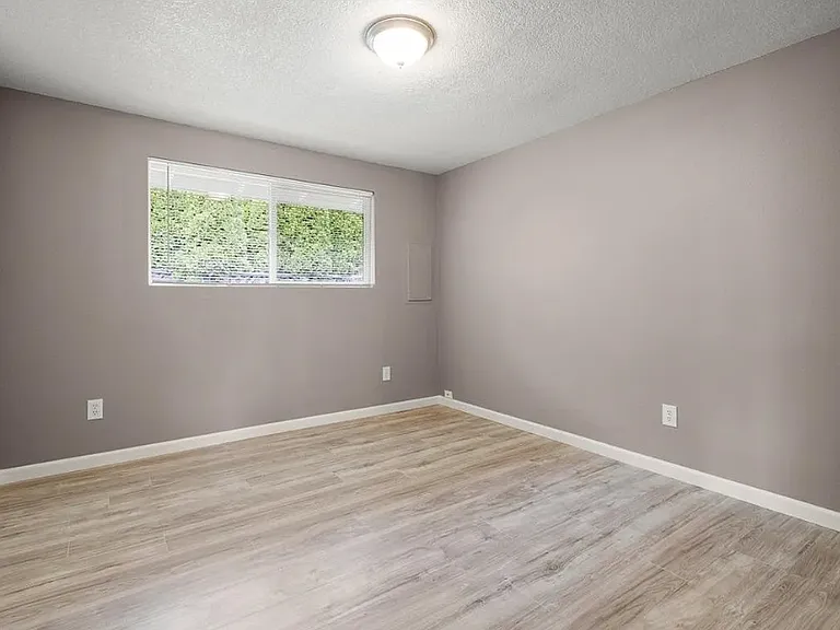3208 NE 44th St #3208 — Photo 5