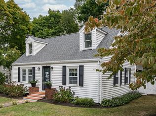 10 Village Rd, Weymouth, MA 02189