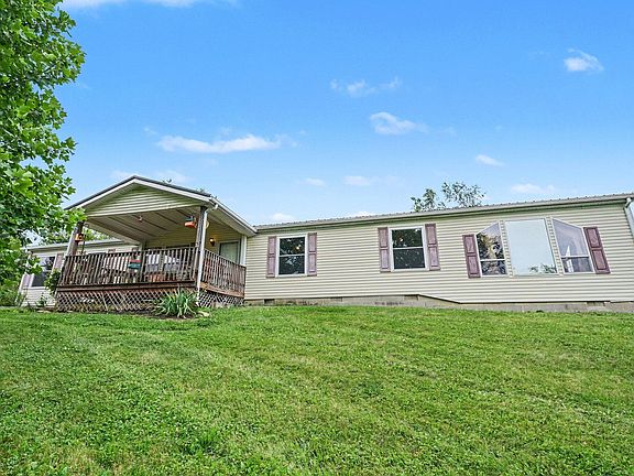 3rd image of 1365 Little Sugar Creek Rd