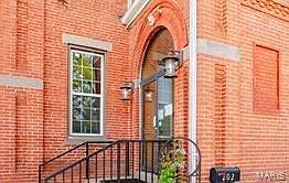 5th image of 202 W Monroe Ave