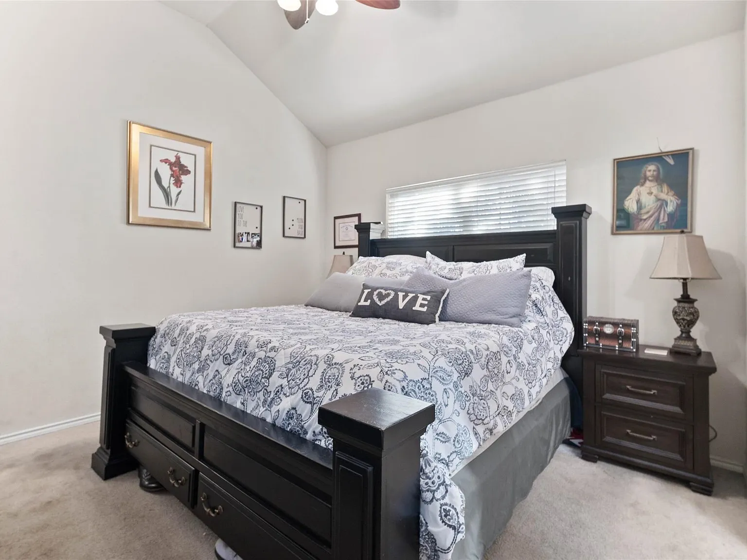 4 bed, 1832 sqft, $2,195 — Photo 3
