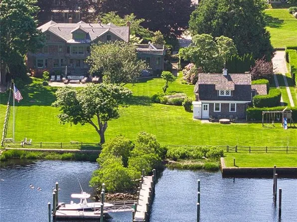 37 Avondale Rd, Westerly, RI 02891